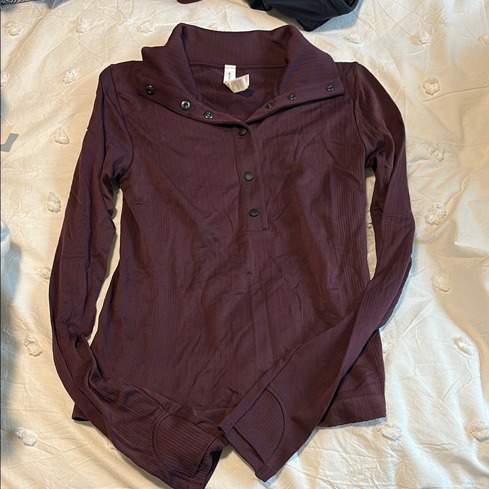 Athleta pullover
